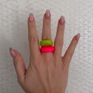 La Manso Plastic Rings